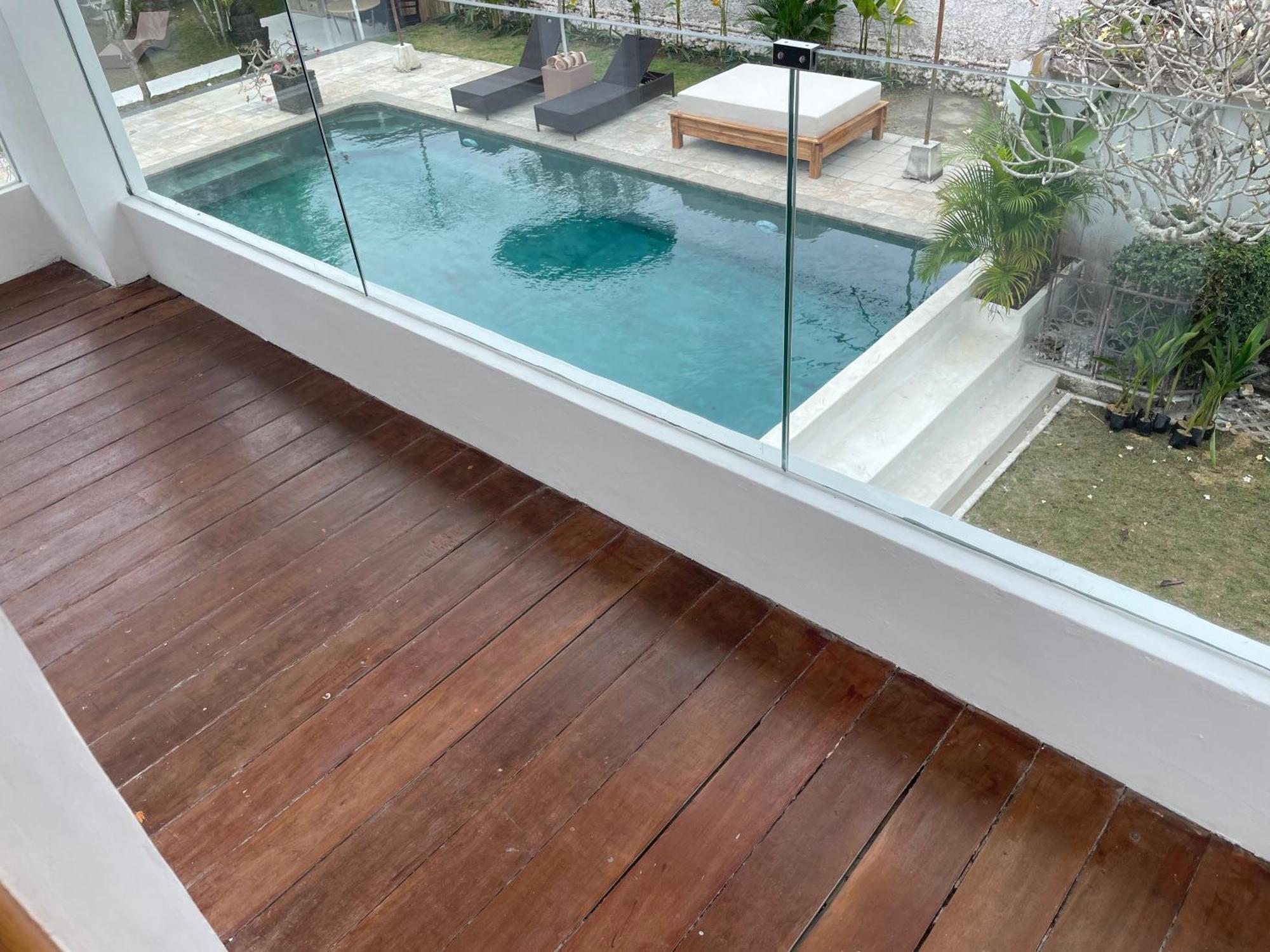 Villa Hola & Lofts *